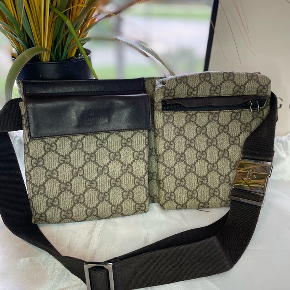 Gucci Coated Canvas Bumbag - Picture 3 of 14